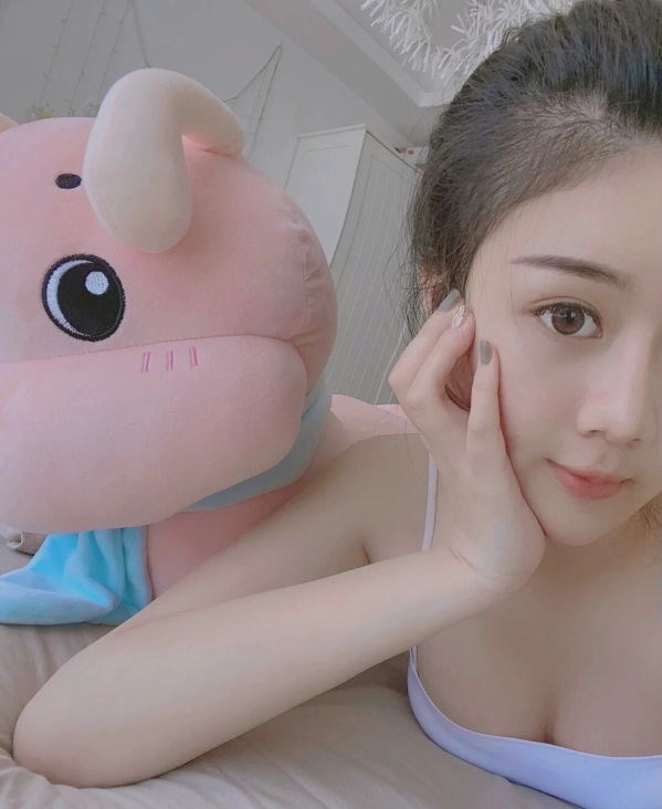 清纯中式舞蹈小妹之邻家兼职