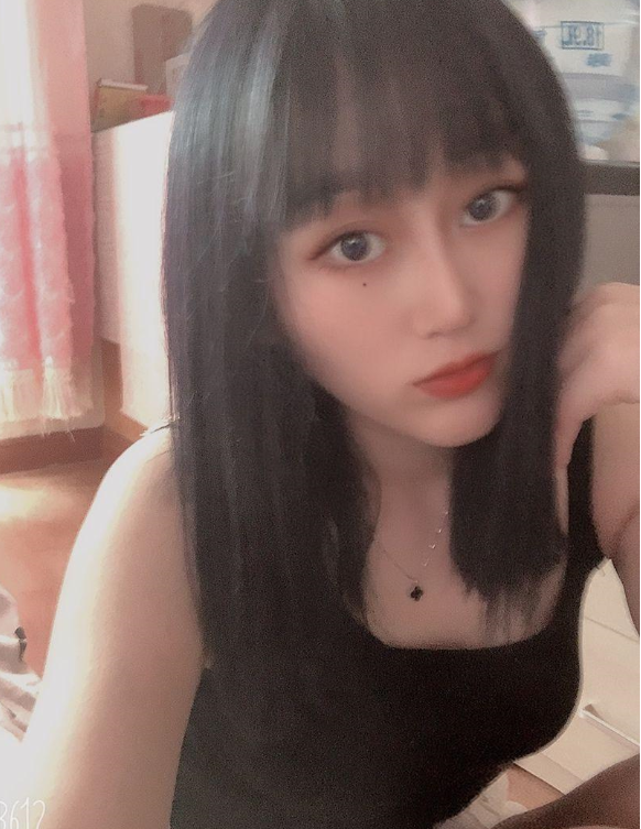 实战款爆乳长腿青春妹，性感力爆表